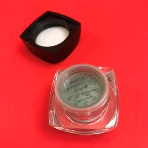 Dignified by Younique